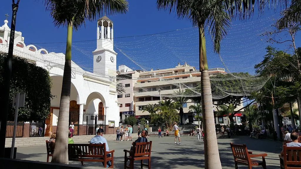 Casa Iglesia Hotel Los Cristianos  Apartment